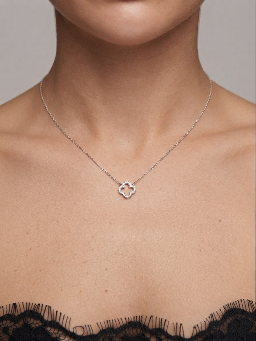 Elara Clover Necklace