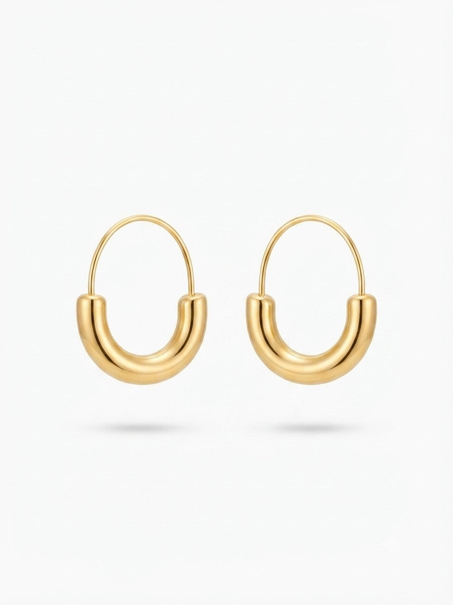 Noa Hoop Earrings