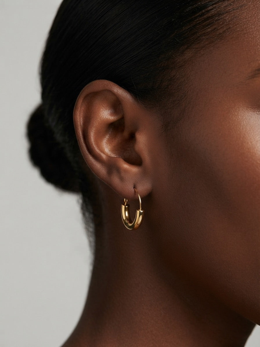 Noa Hoop Earrings